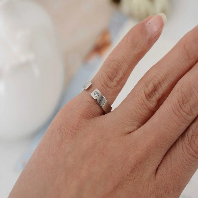 Anti-Snore Magnetic Acupressure Ring – Sleep Aid Finger Ring