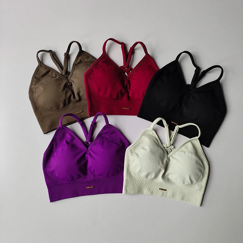 Seamless V-Neck Yoga Set – Hip-Lifting Bra & Leggings